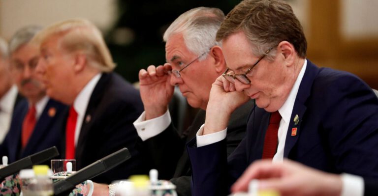 Trump Faces Starting Term Without a Cabinet