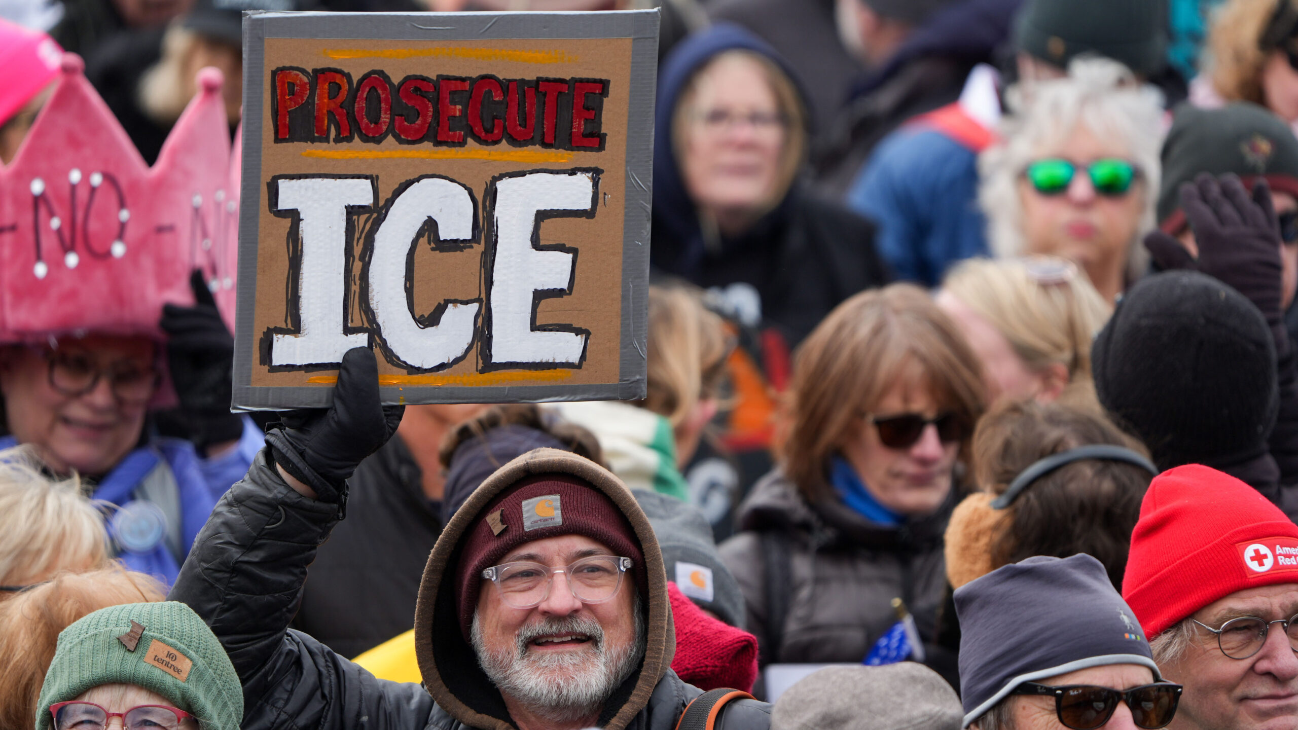 Trump Administration Wins Court Fight as Judge Clears ICE Operations Near Schools 