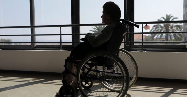 Family Physicians Association Breaks Ranks, No Longer Opposes Assisted Suicide