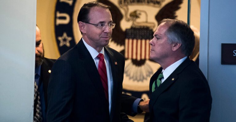 Alleged Leaker Engaged in ‘Betrayal’ of Public Trust, Prosecutor Says