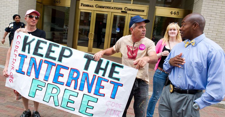 If You Want to Pay More for Internet Access, Obama’s Got Your Back