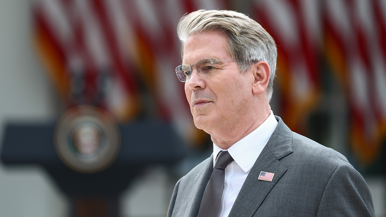 Treasury Sec to Unveil ‘Economic D-Day’ Against Iran