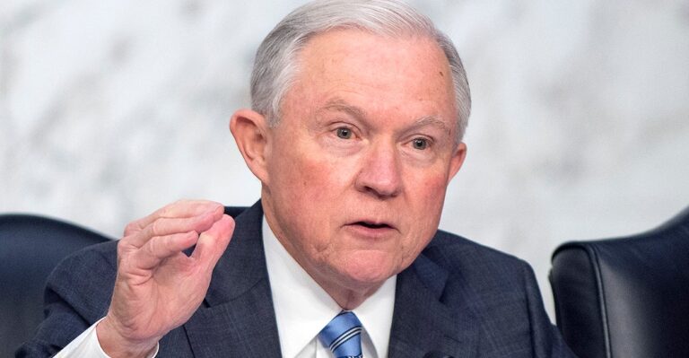 Conservatives Warn of ‘Underreacting’ to Obama Immigration Decree