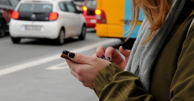 California to Consider Taxing Text Messages in 2019
