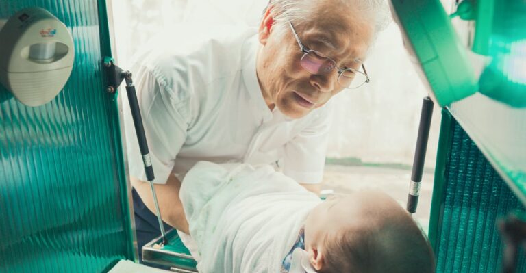 South Korean Pastor’s ‘Drop Box’ Saves Hundreds of Unwanted, But ‘Perfect’ Lives