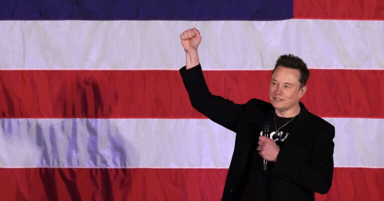 In a Struggling Town, Musk Discusses ‘Purpose’