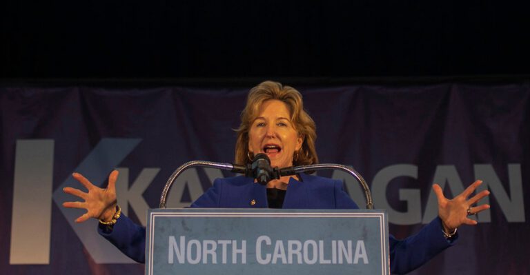This Senate Incumbent Touts ‘Most Moderate’ Status, With Obama Nowhere in Sight