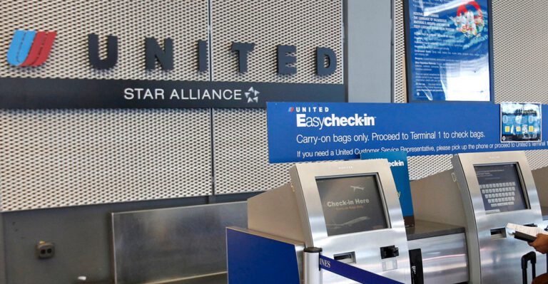 United, Orbitz Want to Keep Your Airline Ticket Prices Artificially High