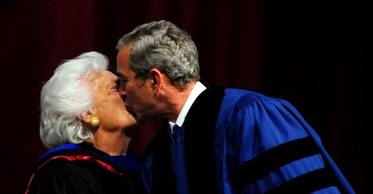 These Presidents Celebrate Their Mothers Too