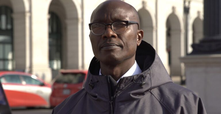 How He’s Beating Homelessness Without Government Help