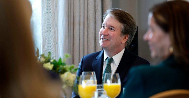Conservative Justices Wrestle With Distinction Between Presidential and Bureaucratic Authority