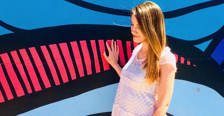 She Got Pregnant at 18 and Did Something That Today, Few Teens Do