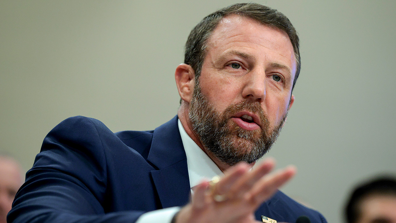 People Are Misunderstanding Mullin on Permanent Status for Haitians, Border Hawks Say