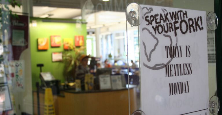 Where’s the Beef? You Won’t Find Any on ‘Meatless Mondays’ in This School District