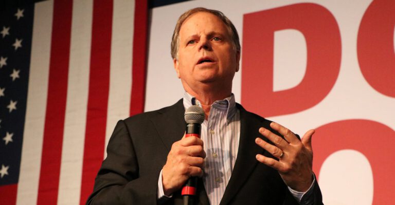 In Upset, Doug Jones Defeats Roy Moore in Alabama
