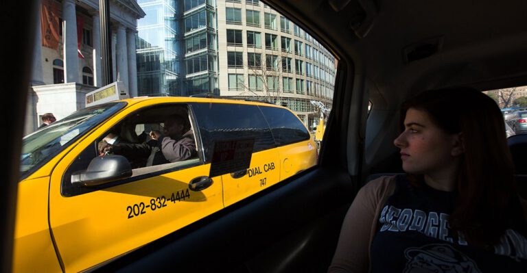 Why Taxi Companies Hate Ridesharing, Explained in One Chart