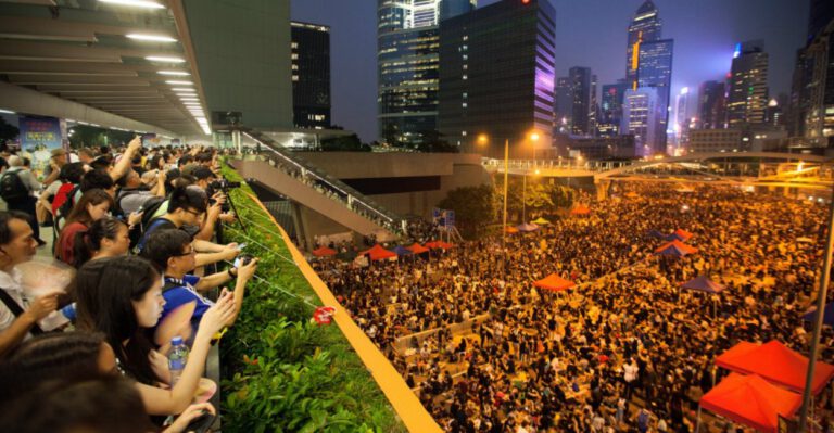 Protesters Return to Streets as Hong Kong Leaders Cancel Talks
