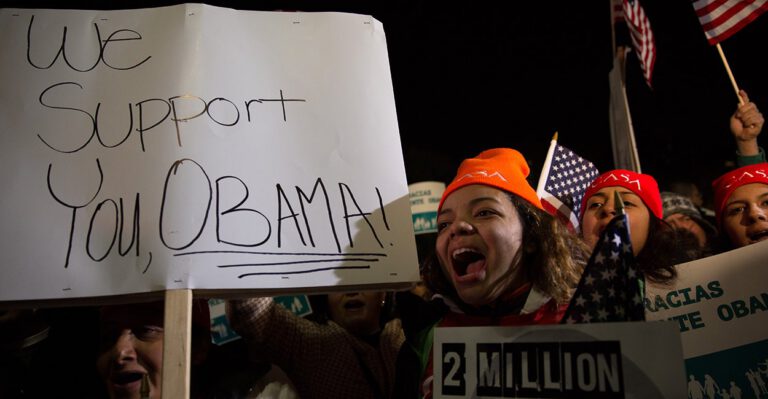 9 Out of 10 Hispanics Support Obama’s Immigration Move, Poll Finds. Or Do They Really?