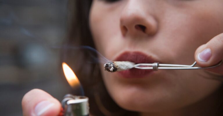 2 ‘Ps’ That Don’t Belong in the Same Pod: Pot and Pregnancy