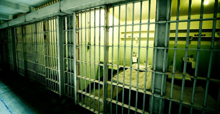 Obama Administration to Give Pell Grants to Prisoners