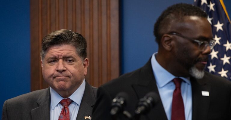 Trump Threatens Jail for Illinois Democrats Amid Crime Crisis