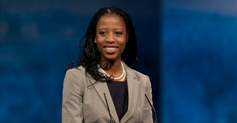 Mia Love Vows to Do ‘Everything Humanly Possible to Stop Obamacare’
