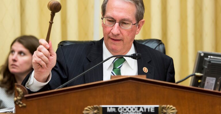 Senate, Obama Renew Push for Broad Internet Sales Tax