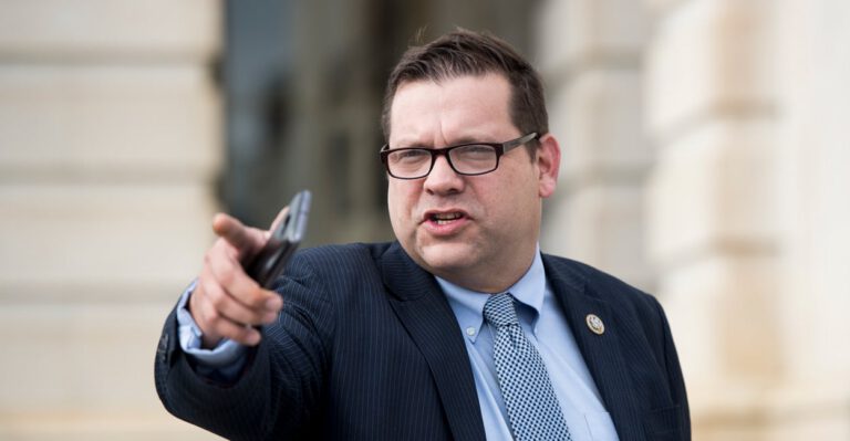 Unhappy With Quick Vote on Spending Bill, Lawmaker Proposes More Time to Read Bills