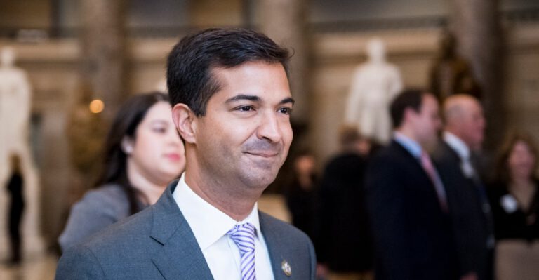 GOP Lawmakers Use Rare Procedural Tactic in Attempt to Vote on Amnesty Bill