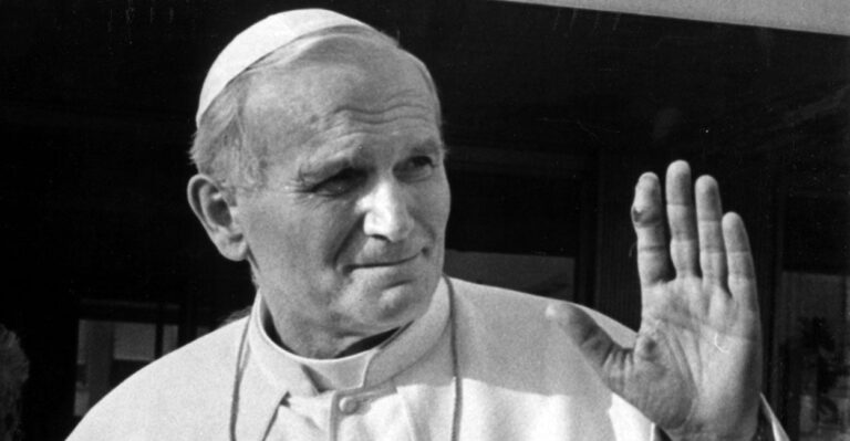 Reagan Scholar: Trump Should Hold Russia Accountable for Plot to Kill Pope