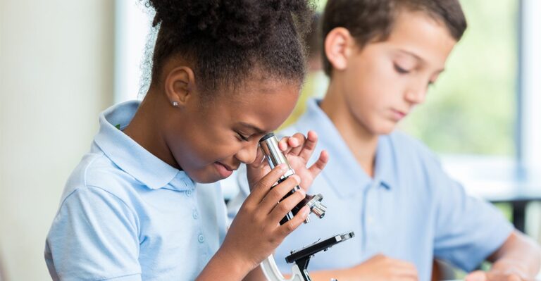 How One Mom Is Fighting Against Big Education and for Free Speech