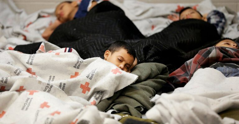 In 2015, Judge Demanded Obama Release Children, Mothers Detained in ‘Deplorable Conditions’