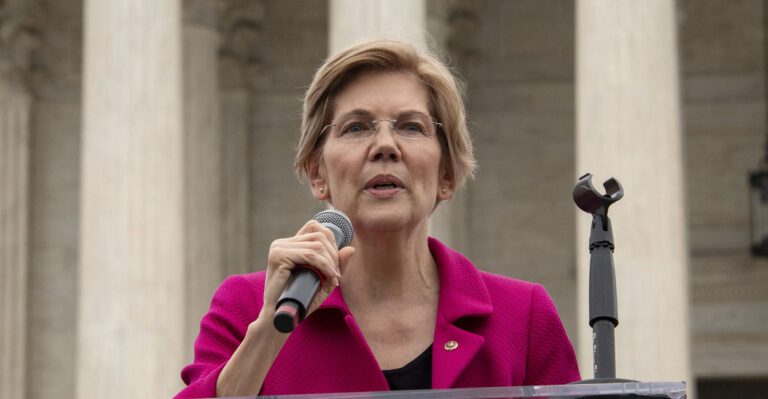 Elizabeth Warren Demands $1 Million From Trump for Tiny American Indian Heritage