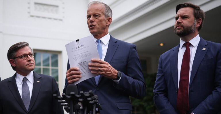 Overwhelming Majority of Americans Oppose Democrats Shutting Down the Government