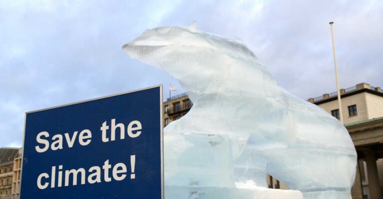 Hey, Defense Department: Focus on ISIS, not Climate Change
