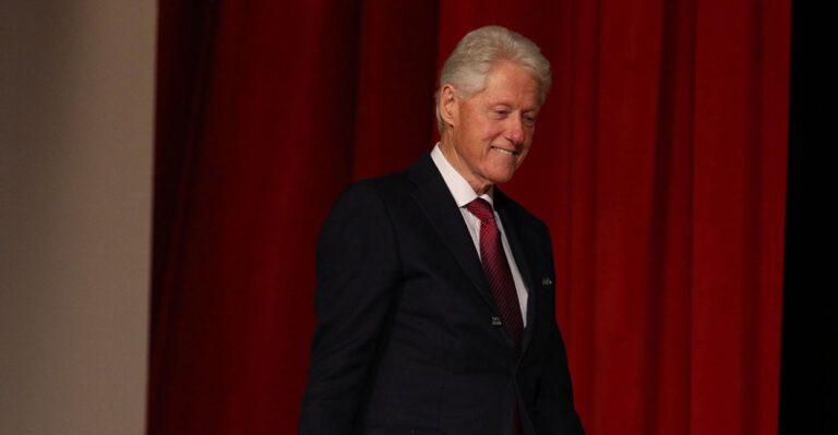 Clinton Insists He ‘Defended the Constitution’ by Fighting Impeachment