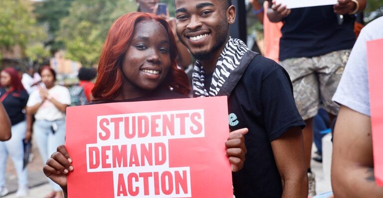 College Closures Expected to Skyrocket as Americans Turn Away From Higher Education