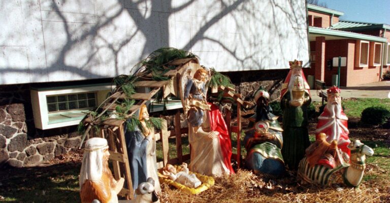 How Many Americans Are OK With Nativity Scenes in Government Buildings?