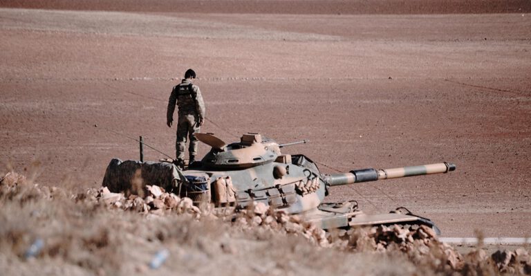 Social Media Prove Double-Edged Sword for ISIS