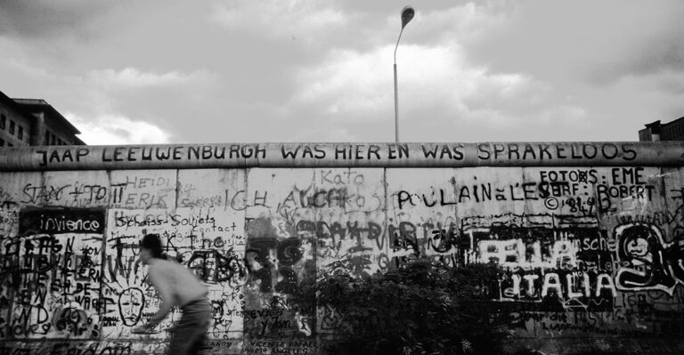 4 Lasting Lessons of the Cold War