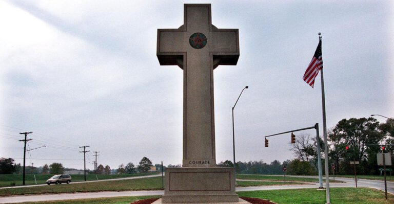 Must-See Moments: WWI Cross Must Be Torn Down, Federal Court Says