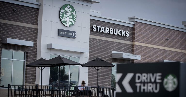 Now That Starbucks CEO Knows About Planned Parenthood Funding, Will He End Chain’s Support of ‘Racist Organization’?