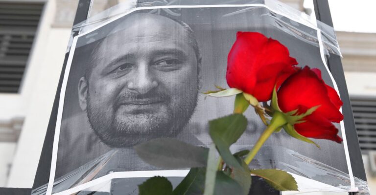 In Ukraine, a Russian Journalist’s Staged Murder Casts Attention on a Forgotten War