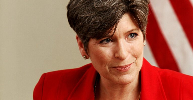 Sen. Joni Ernst Calls for Strategy to Fight ISIS ‘No Matter Where They Are’